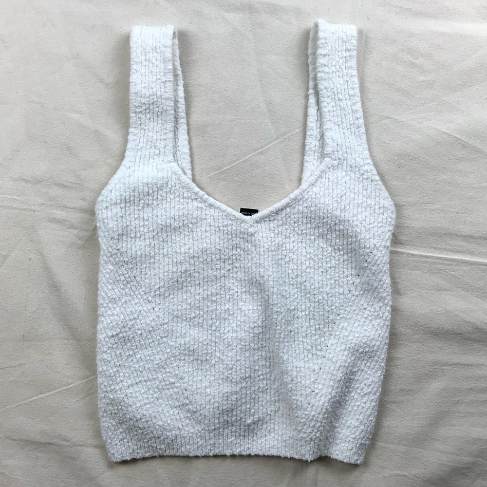 NWOT White Ribbed Sweater Tank Textured with Wide Straps V-Neck